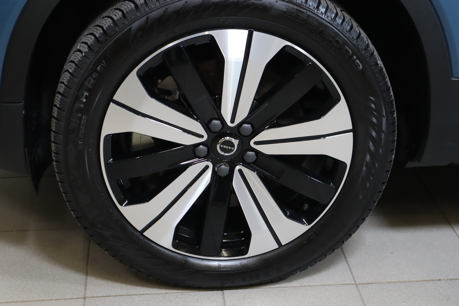 Volvo EX40 vaihtoauto