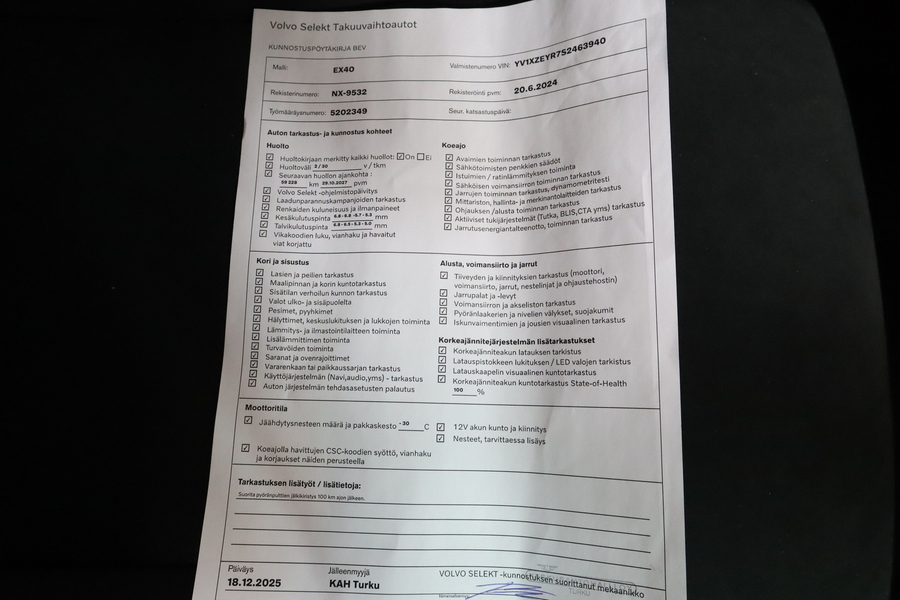 Volvo EX40 vaihtoauto