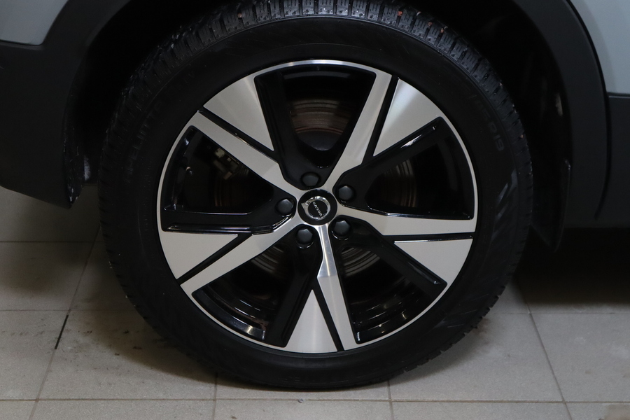 Volvo EX40 vaihtoauto