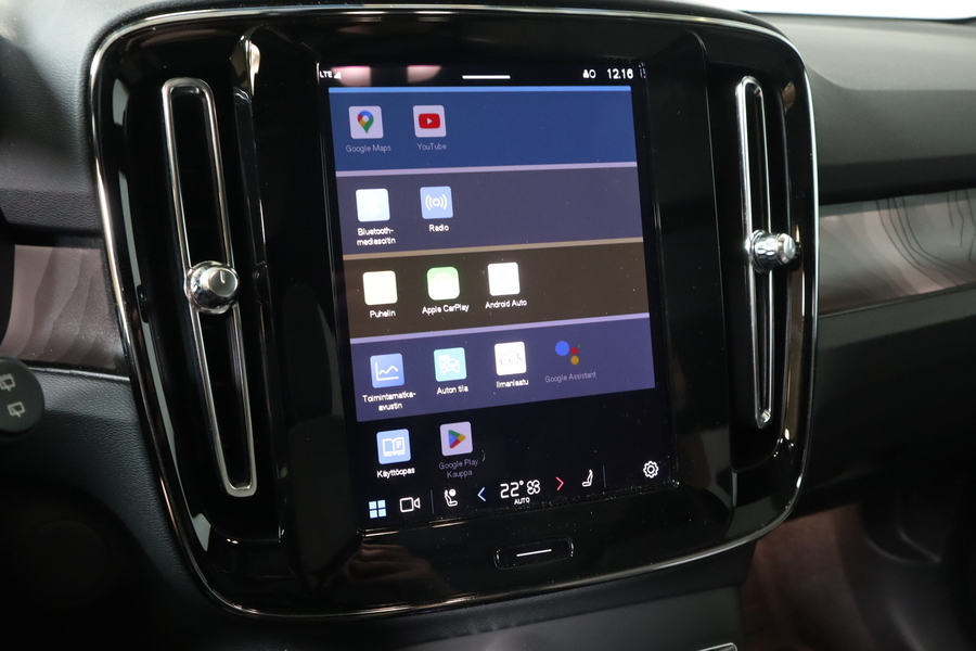 Volvo EX40 vaihtoauto