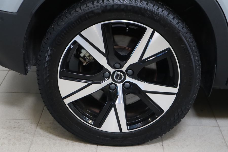 Volvo EX40 vaihtoauto