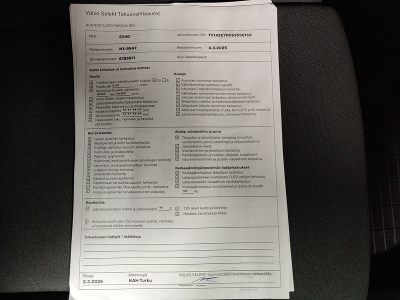 Volvo EX40 vaihtoauto