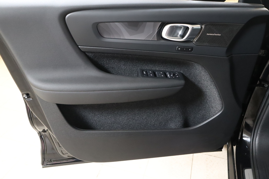 Volvo EC40 vaihtoauto