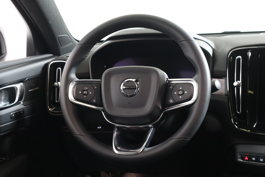 Volvo EC40 vaihtoauto