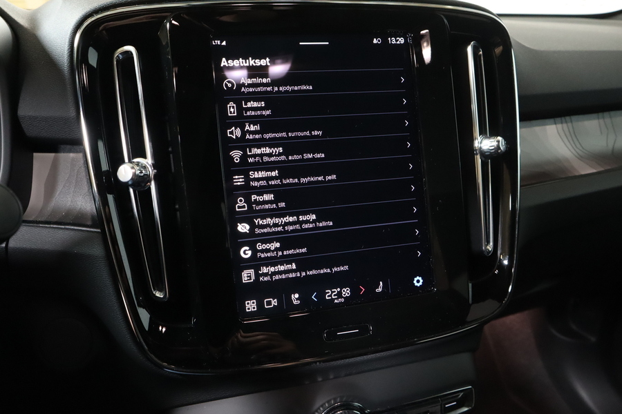 Volvo EC40 vaihtoauto