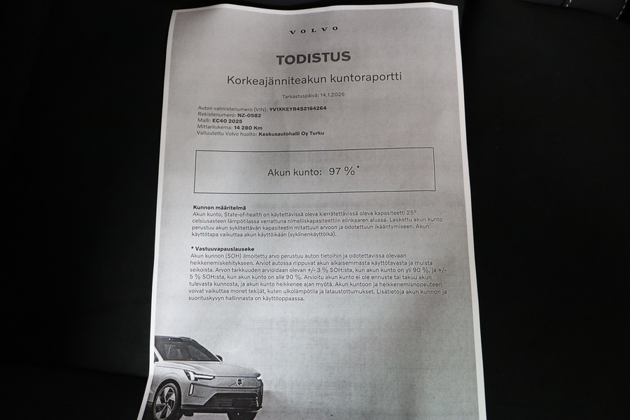 Volvo EC40 vaihtoauto