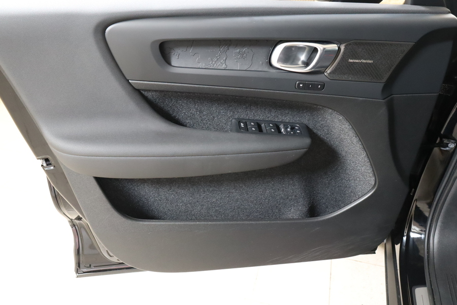 Volvo EC40 vaihtoauto