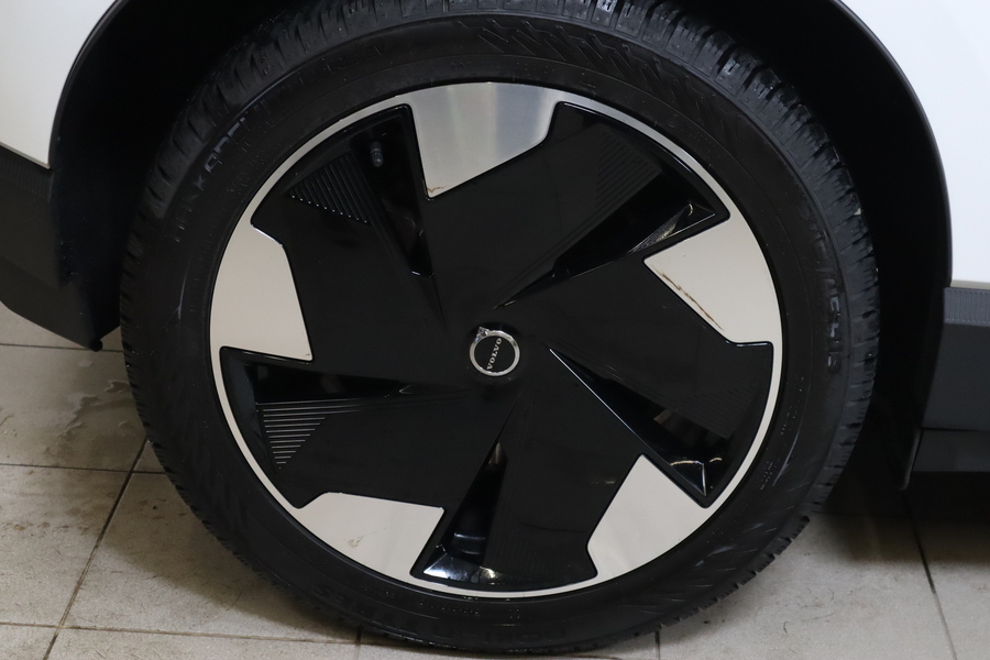 Volvo EX30 vaihtoauto