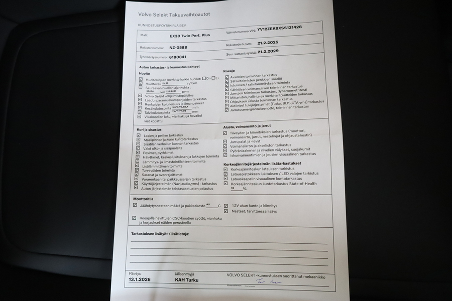 Volvo EX30 vaihtoauto