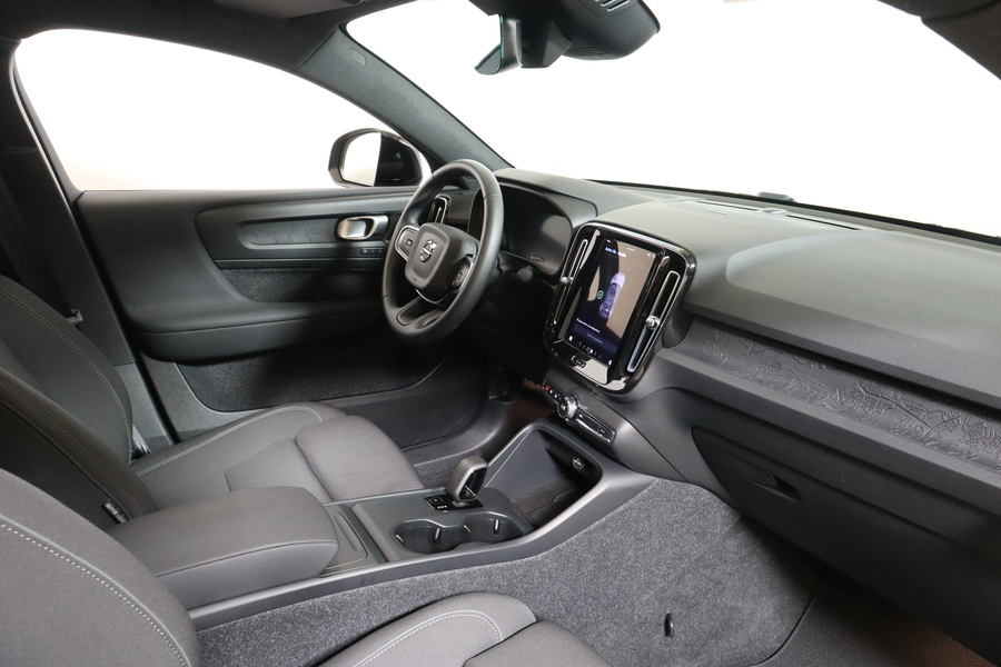 Volvo EC40 vaihtoauto