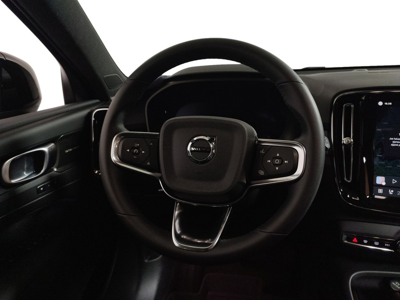 Volvo EX40 vaihtoauto