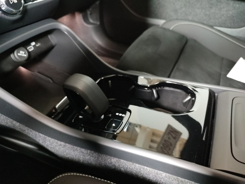 Volvo EX40 vaihtoauto