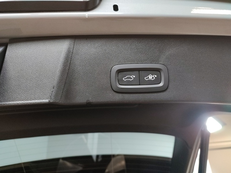 Volvo EX40 vaihtoauto