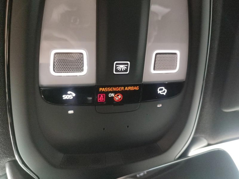 Volvo EX40 vaihtoauto