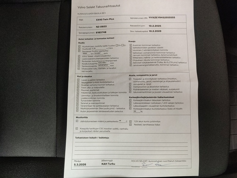 Volvo EX40 vaihtoauto