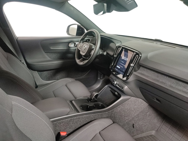 Volvo EX40 vaihtoauto