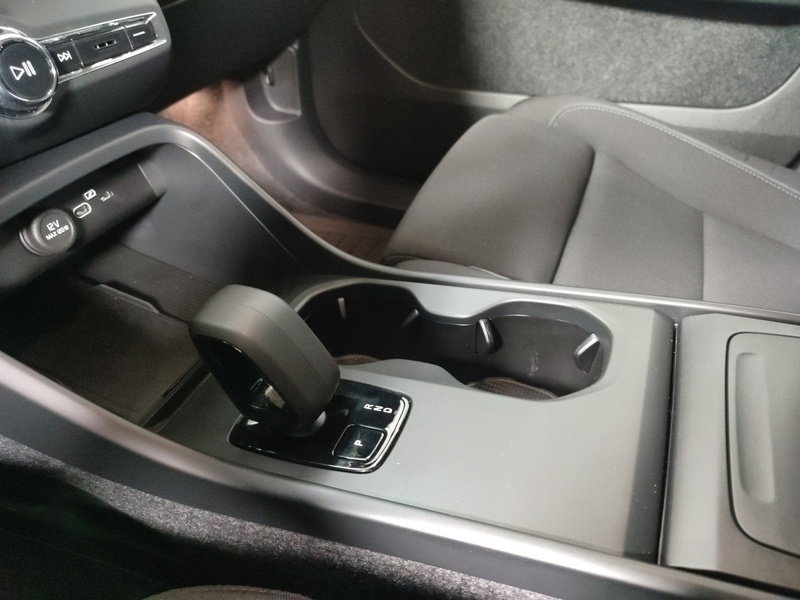 Volvo EX40 vaihtoauto