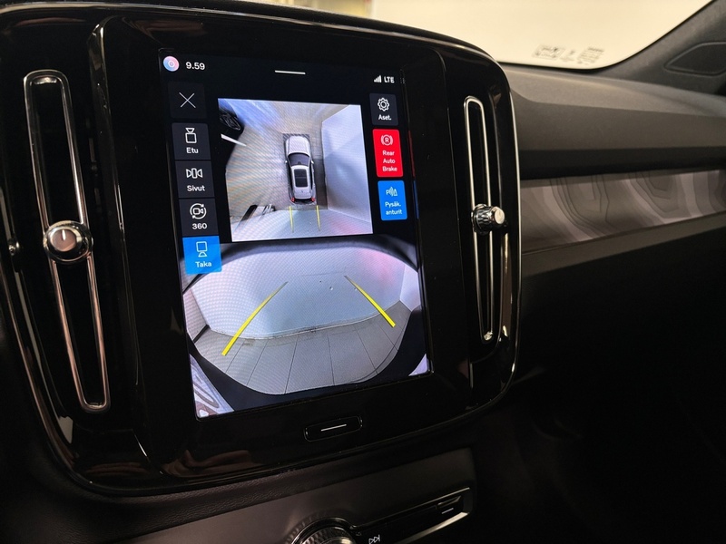 Volvo EX40 vaihtoauto