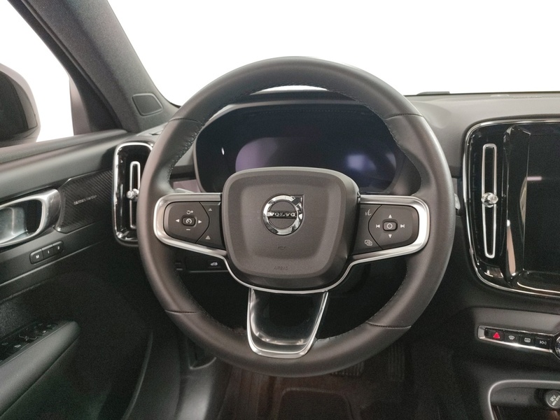 Volvo EX40 vaihtoauto