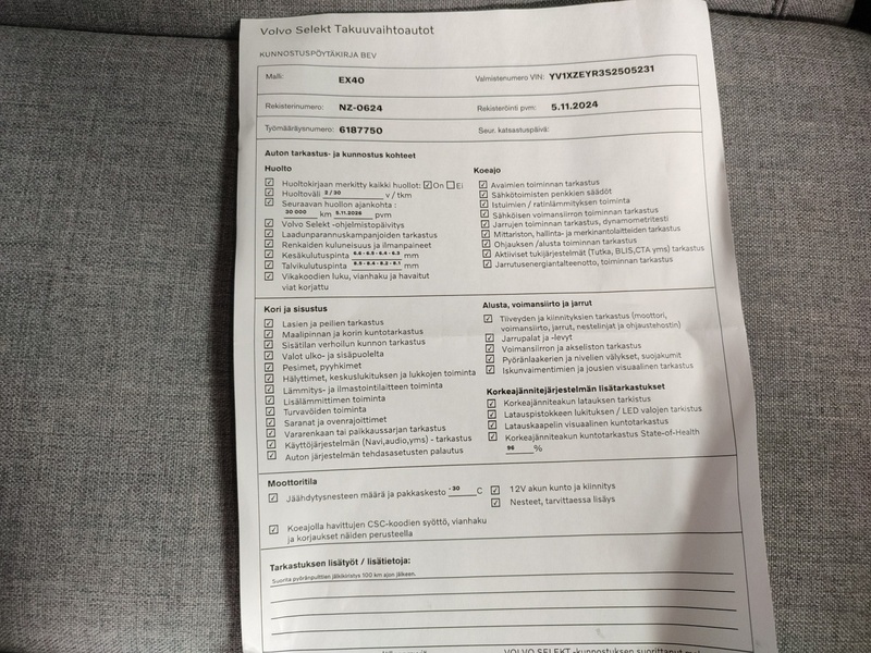 Volvo EX40 vaihtoauto