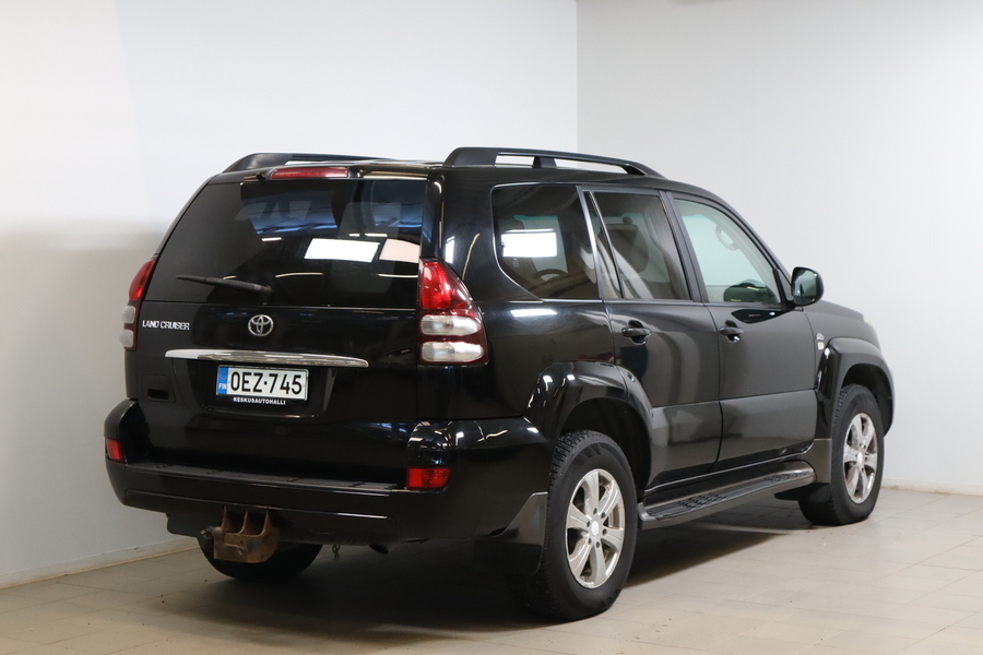 Toyota Land Cruiser vaihtoauto