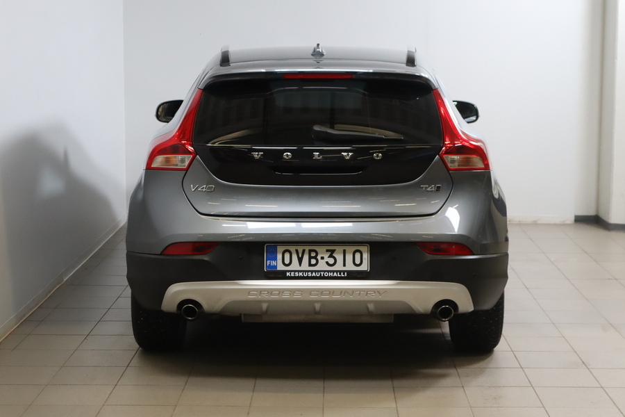 Volvo V40 Cross Country vaihtoauto