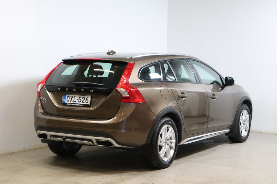 Volvo V60 Cross Country vaihtoauto