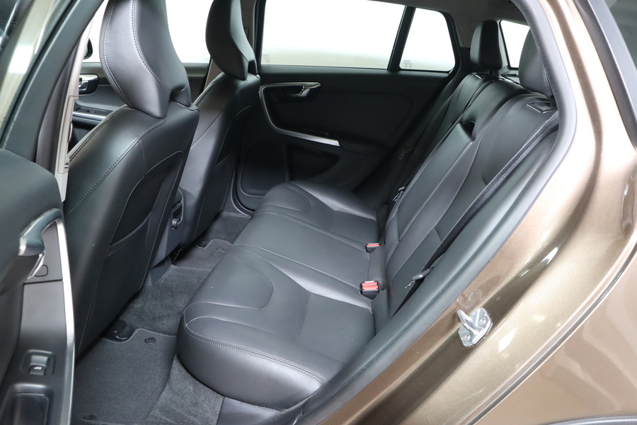 Volvo V60 Cross Country vaihtoauto