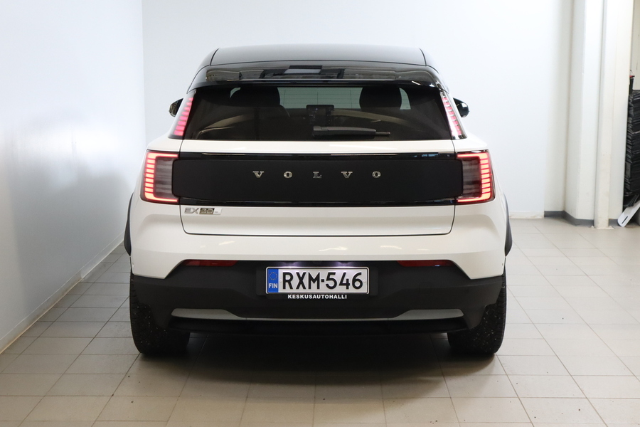 Volvo EX30 Cross Country vaihtoauto