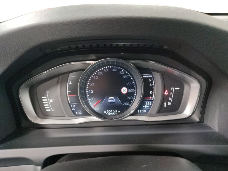 Volvo V60 Cross Country vaihtoauto