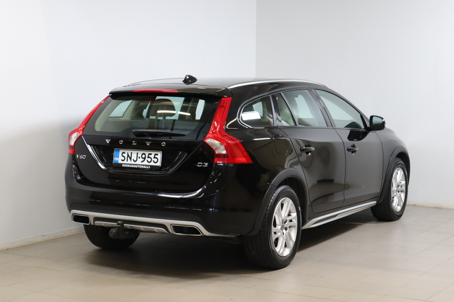 Volvo V60 Cross Country vaihtoauto
