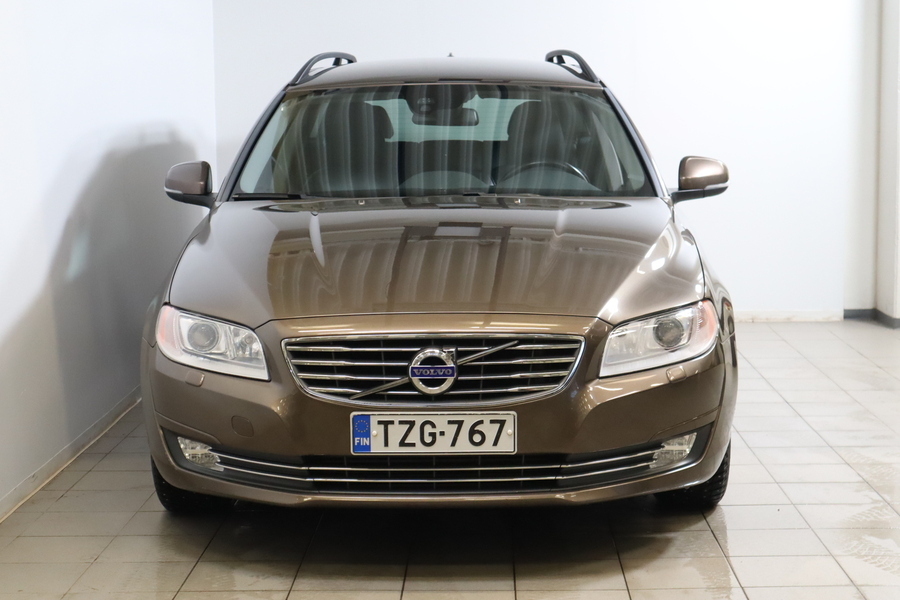 Volvo V70 vaihtoauto