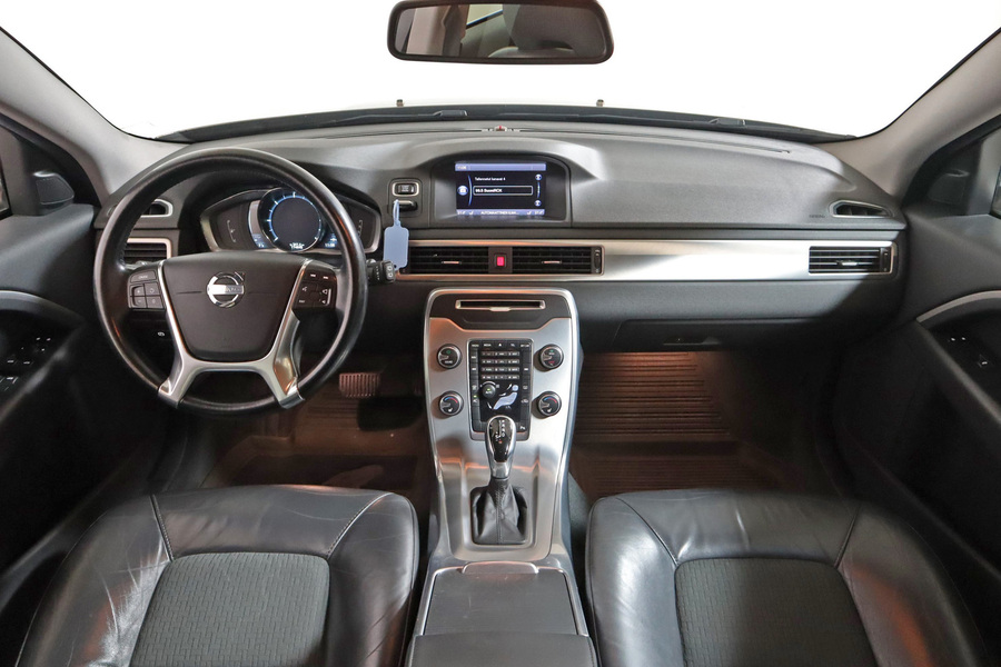 Volvo V70 vaihtoauto