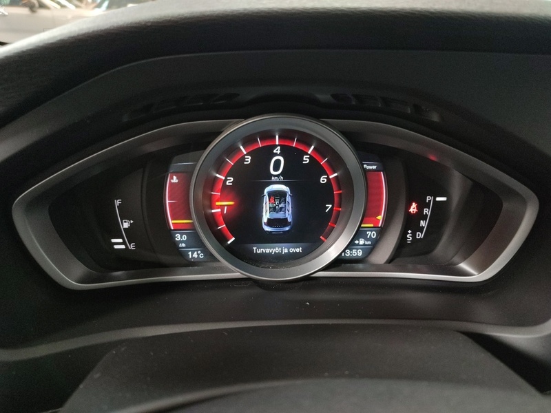 Volvo V40 Cross Country vaihtoauto