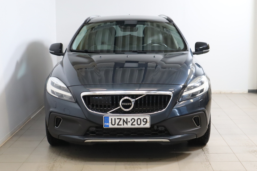 Volvo V40 Cross Country vaihtoauto
