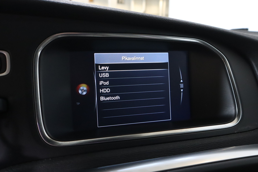 Volvo V40 Cross Country vaihtoauto