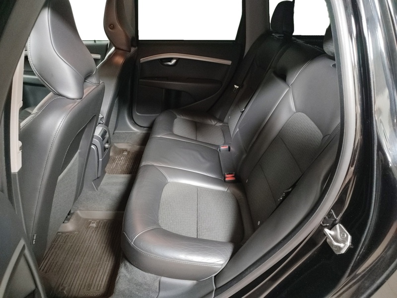 Volvo V70 vaihtoauto