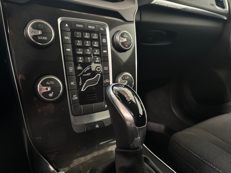 Volvo V40 Cross Country vaihtoauto