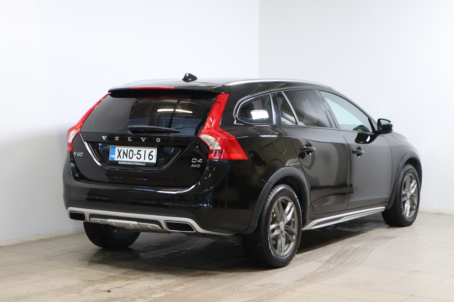 Volvo V60 Cross Country vaihtoauto