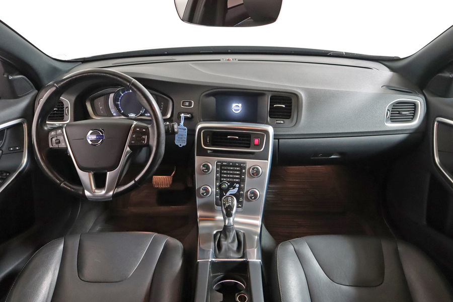 Volvo V60 Cross Country vaihtoauto