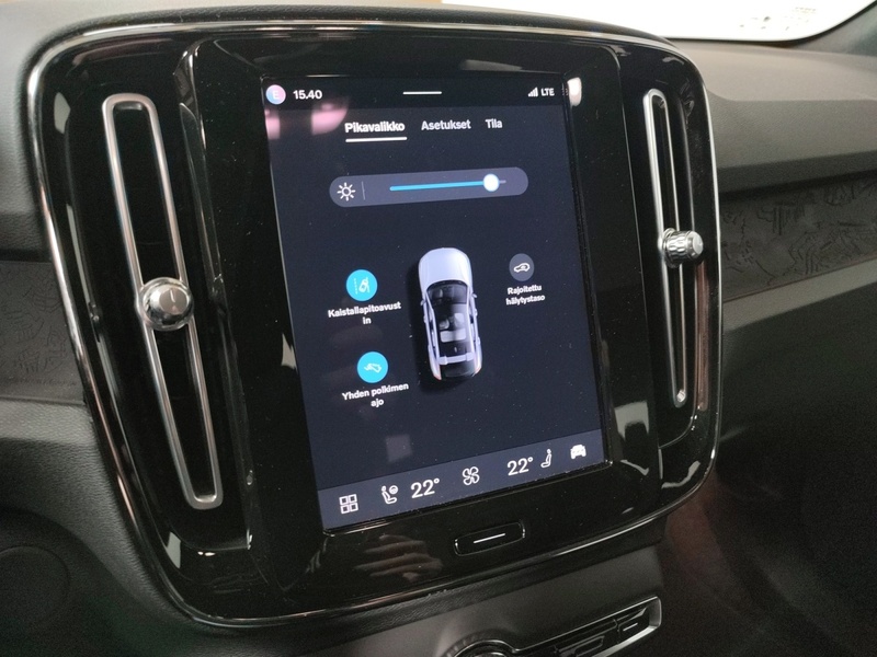 Volvo C40 vaihtoauto