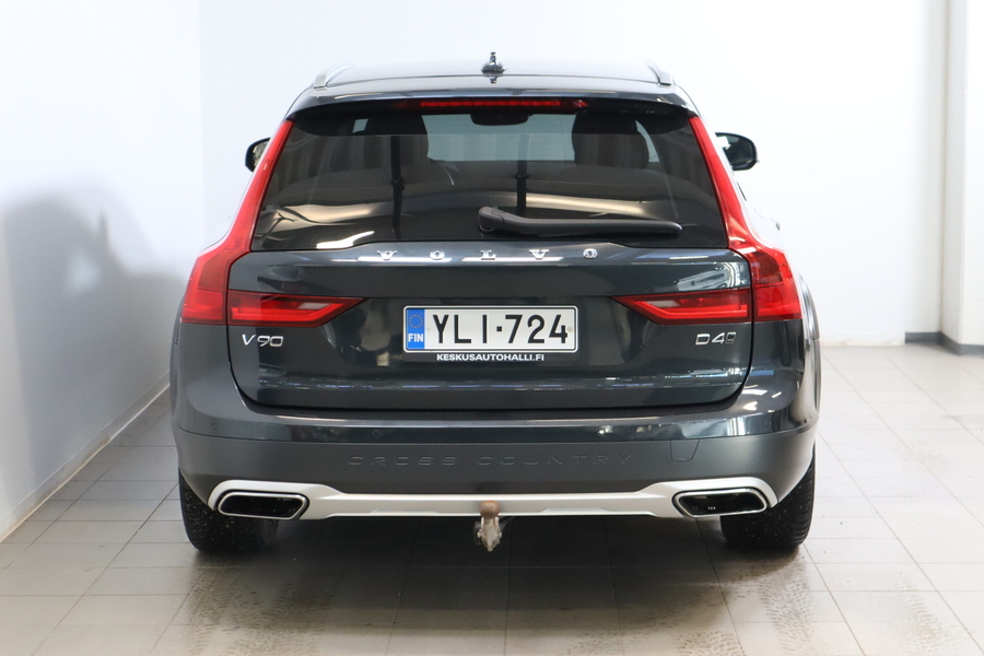Volvo V90 Cross Country vaihtoauto