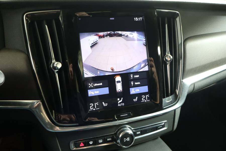 Volvo V90 Cross Country vaihtoauto