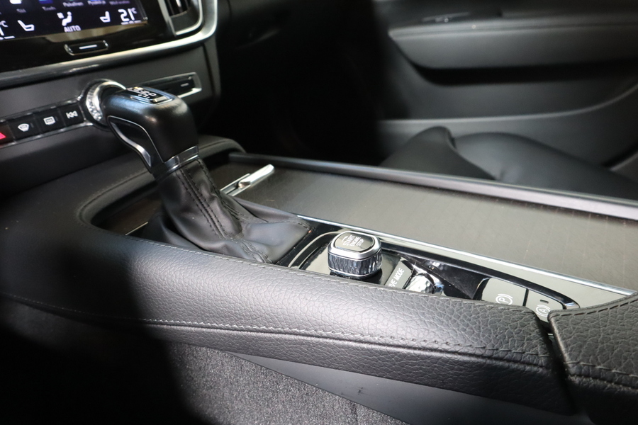 Volvo V90 Cross Country vaihtoauto