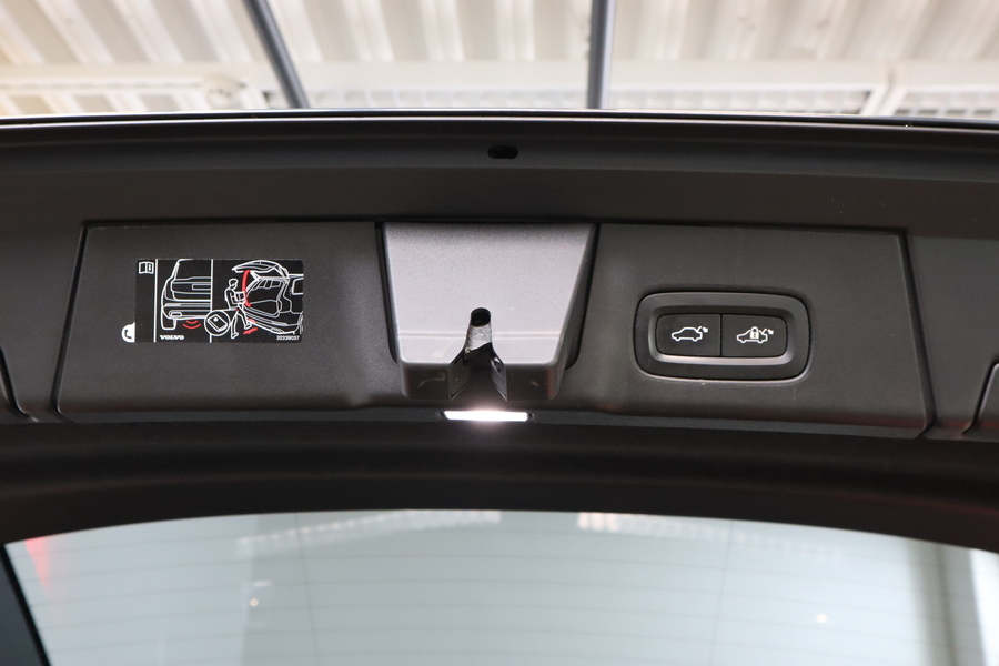 Volvo V90 Cross Country vaihtoauto