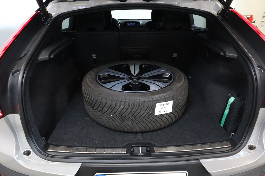 Volvo C40 vaihtoauto