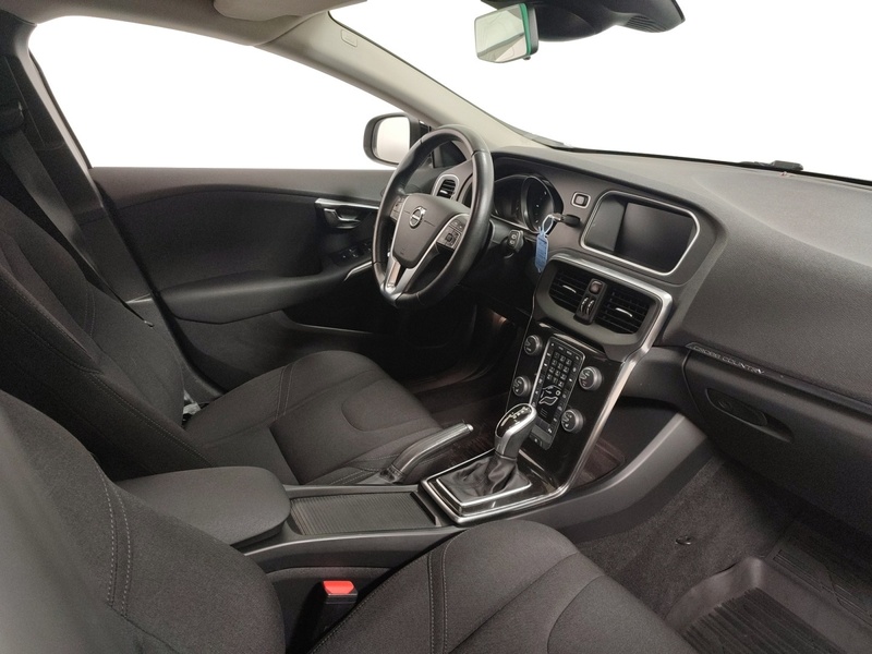 Volvo V40 Cross Country vaihtoauto