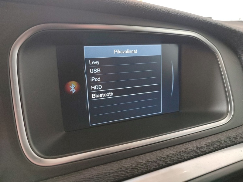 Volvo V40 Cross Country vaihtoauto