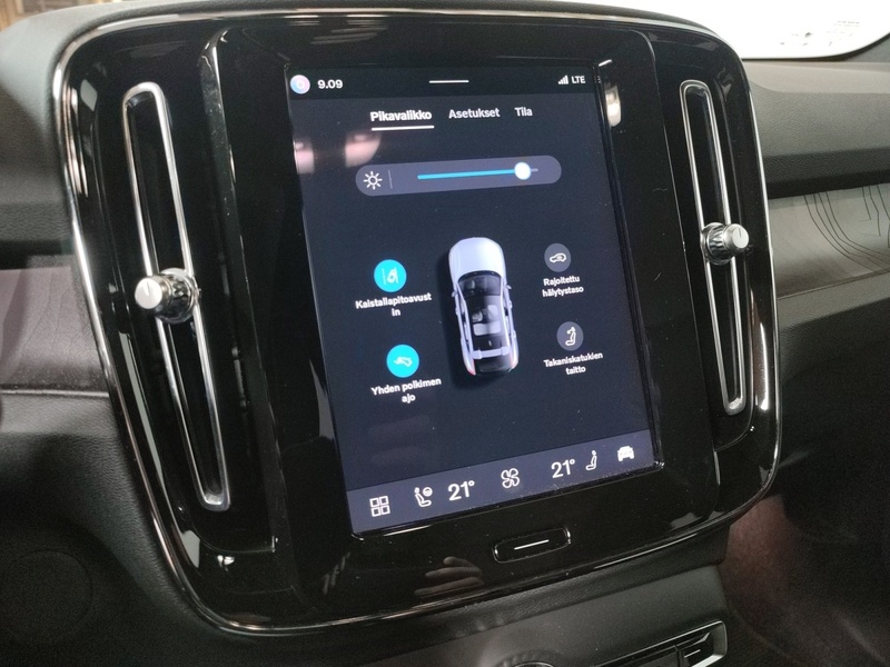 Volvo C40 vaihtoauto