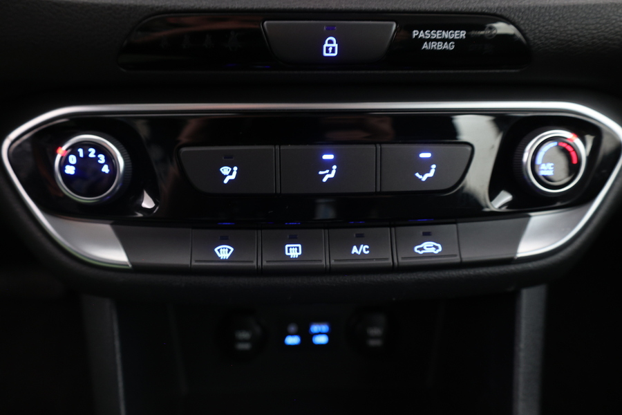 Hyundai i30 5d vaihtoauto